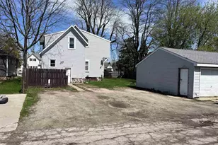 715 Elsie St, Appleton, WI 54914 - Photo 3