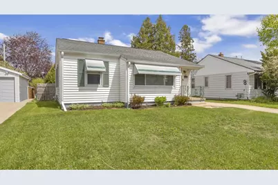 649 Indiana Avenue, West Bend, WI 53095 - Photo 3