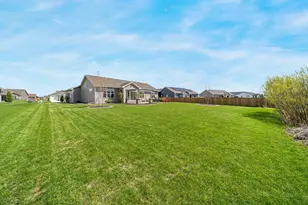 W4955 Natures Way Dr, Sherwood, WI 54169 - Photo 43