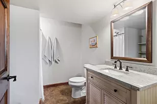 2460 Warm Meadows Dr, Green Bay, WI 54303 - Photo 39