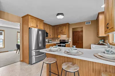 W5894 Sweet Clover Drive, Appleton, WI 54915 - Photo 11