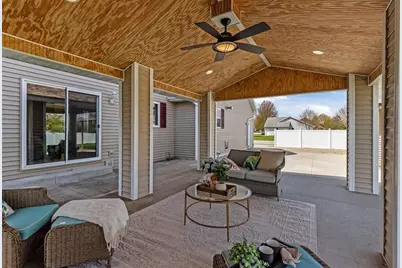 W5894 Sweet Clover Drive, Appleton, WI 54915 - Photo 5