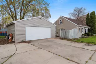 1175 Thomas St, Green Bay, WI 54303 - Photo 33