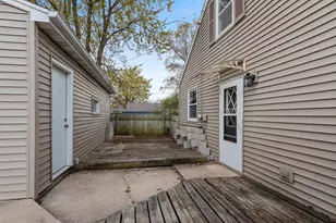 1175 Thomas St, Green Bay, WI 54303 - Photo 29