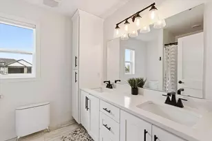 2359 Tigerwood Trl, De Pere, WI 54115 - Photo 15