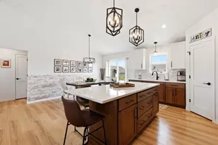 2359 Tigerwood Trl, De Pere, WI 54115 - Photo 9