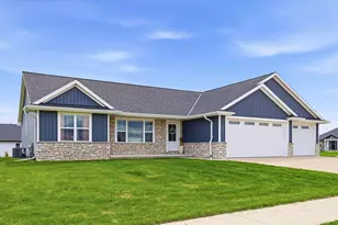 2359 Tigerwood Trl, De Pere, WI 54115 - Photo 29
