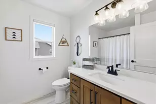 2359 Tigerwood Trl, De Pere, WI 54115 - Photo 21