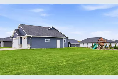 2359 Tigerwood Trail, De Pere, WI 54115 - Photo 27