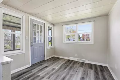 400 Dakota Street, Oshkosh, WI 54902 - Photo 5