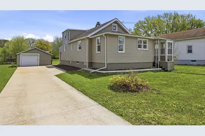 400 Dakota Street, Oshkosh, WI 54902 - Photo 3