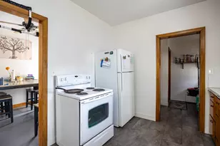 714 N Oneida St, Appleton, WI 54911 - Photo 9