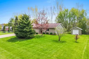 5023 Country Breeze Ln, Larsen, WI 54947 - Photo 21