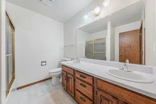 6283 N Rosewood Dr, Appleton, WI 54913 - Photo 35