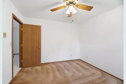 940 Babcock Street #98, Neenah, WI 54956 - Photo 17