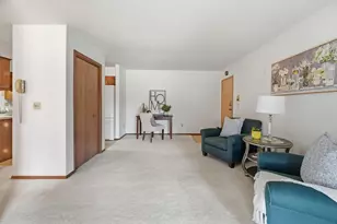 940 Babcock St, Neenah, WI 54956 - Photo 5