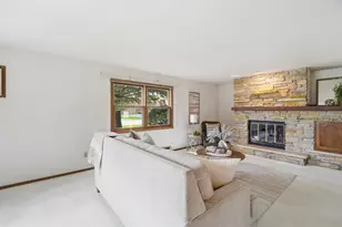 940 Babcock St, Neenah, WI 54956 - Photo 11