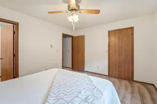 940 Babcock St, Neenah, WI 54956 - Photo 21