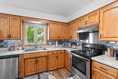 1715 Delaware Street, Oshkosh, WI 54902 - Photo 11