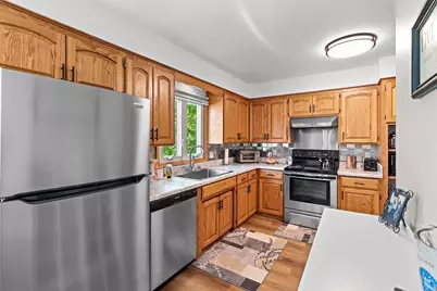 1715 Delaware Street, Oshkosh, WI 54902 - Photo 9