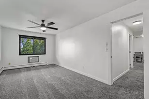 2686 Humboldt Rd, Green Bay, WI 54311 - Photo 15