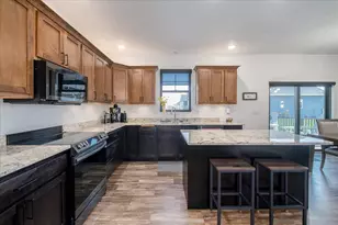 901 Clover Ct, Menasha, WI 54952 - Photo 13