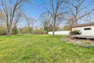 512 E Allouez Ave, Green Bay, WI 54301 - Photo 15