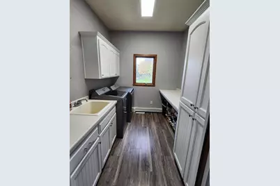 523 W Main Street, Little Chute, WI 54140 - Photo 17