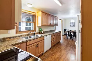 3638 Glenhaven Ln, Green Bay, WI 54301 - Photo 7