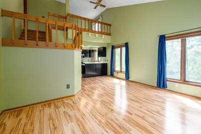 2240 Meadowbrook Court #D, Oshkosh, WI 54904 - Photo 5