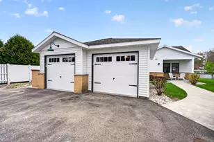 553 Gold St, Green Lake, WI 54941 - Photo 23