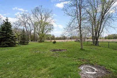 607 Hunters Point Road, Neenah, WI 54956 - Photo 5
