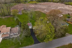 607 Hunters Point Rd, Neenah, WI 54956 - Photo 21