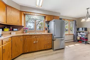 801 Bomier St, De Pere, WI 54115 - Photo 5