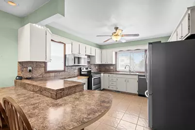 814 Quinney Avenue, Kaukauna, WI 54130 - Photo 9