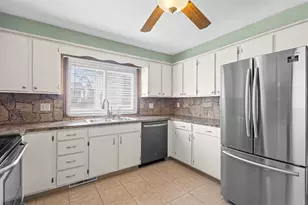 814 Quinney Ave, Kaukauna, WI 54130 - Photo 11