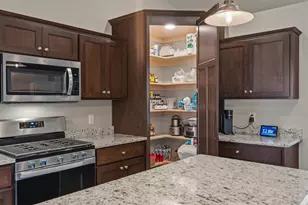 2078 S Sugar Ct, Appleton, WI 54913 - Photo 13