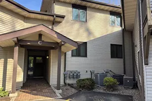 450 N Campbell Rd, Oshkosh, WI 54902 - Photo 25