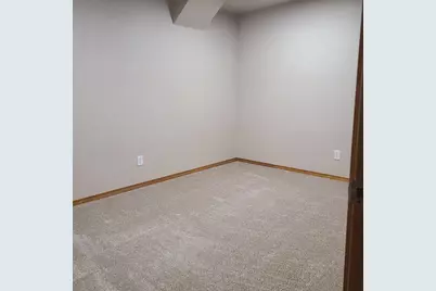 2165 Deer Haven Drive, Menasha, WI 54952 - Photo 31