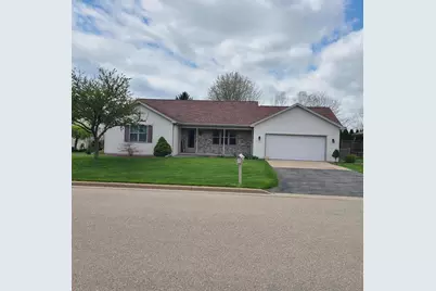 2165 Deer Haven Drive, Menasha, WI 54952 - Photo 1