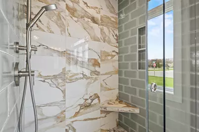 2685 Creekwood Circle, Green Bay, WI 54311 - Photo 37