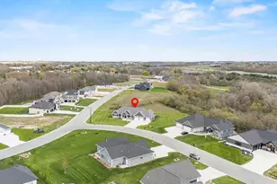 2685 Creekwood Cir, Green Bay, WI 54311 - Photo 71