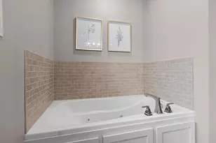 2617 Bay Harbor Cir, Green Bay, WI 54304 - Photo 53
