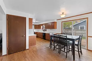 1825 Grant St, Appleton, WI 54914 - Photo 11