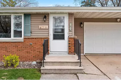 1870 Gary Lane, Green Bay, WI 54303 - Photo 3