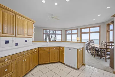 6051 Sunset Shores Road, Luxemburg, WI 54217 - Photo 17
