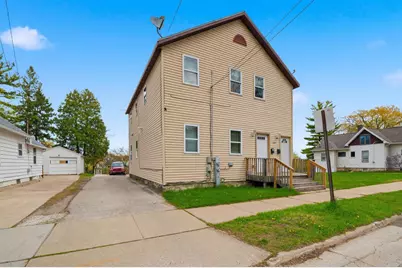 1217 St Clair Street, Green Bay, WI 54301 - Photo 1