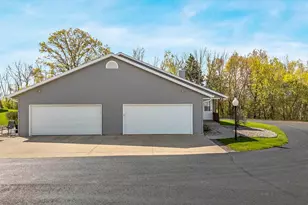 200 Prairie View Ct, Waupaca, WI 54981 - Photo 33