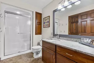 3022 Fairwinds Dr, Neenah, WI 54956 - Photo 29