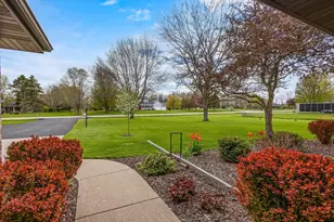 3022 Fairwinds Dr, Neenah, WI 54956 - Photo 65